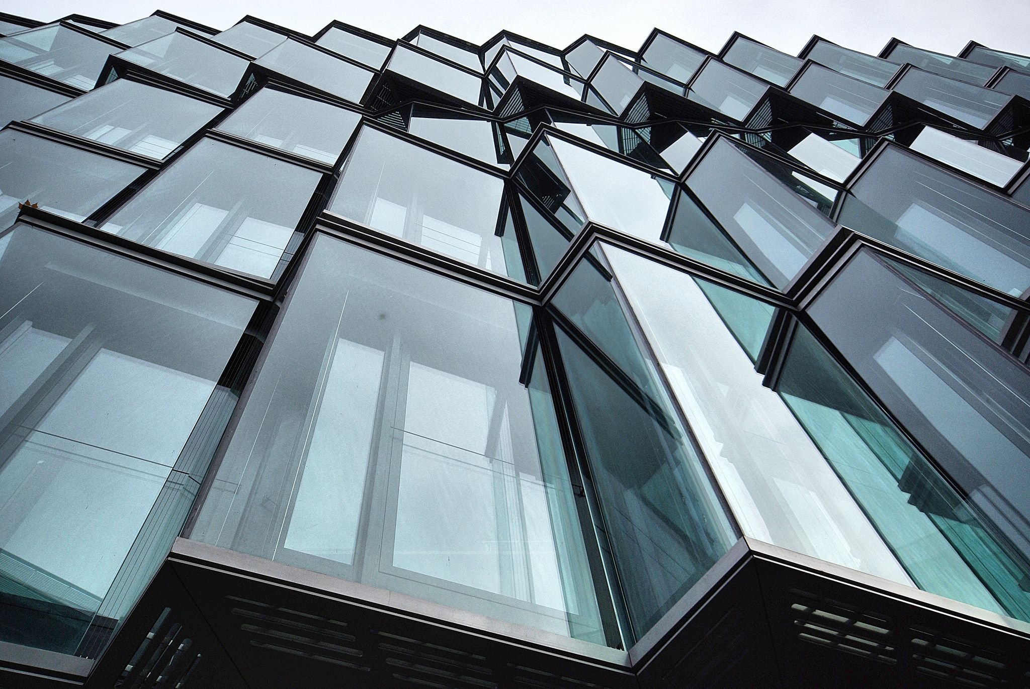 GSS-Facade-Aluminium-Glass-Services-in-GCC.jpg